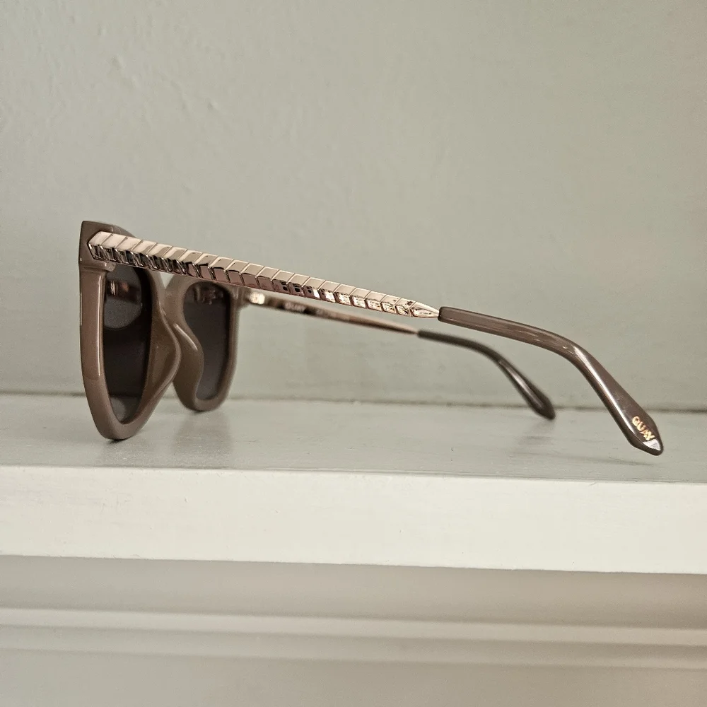 NWOT Quay Coffee Run Sunglasses - Picture 3 of 8